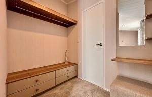 Photo 60- click for photo gallery